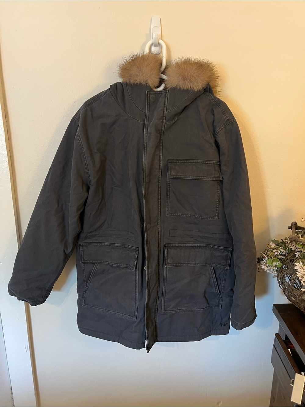 TNA Aritzia Vortex Coat Charcoal Faux Fur Hooded Insulated Parka